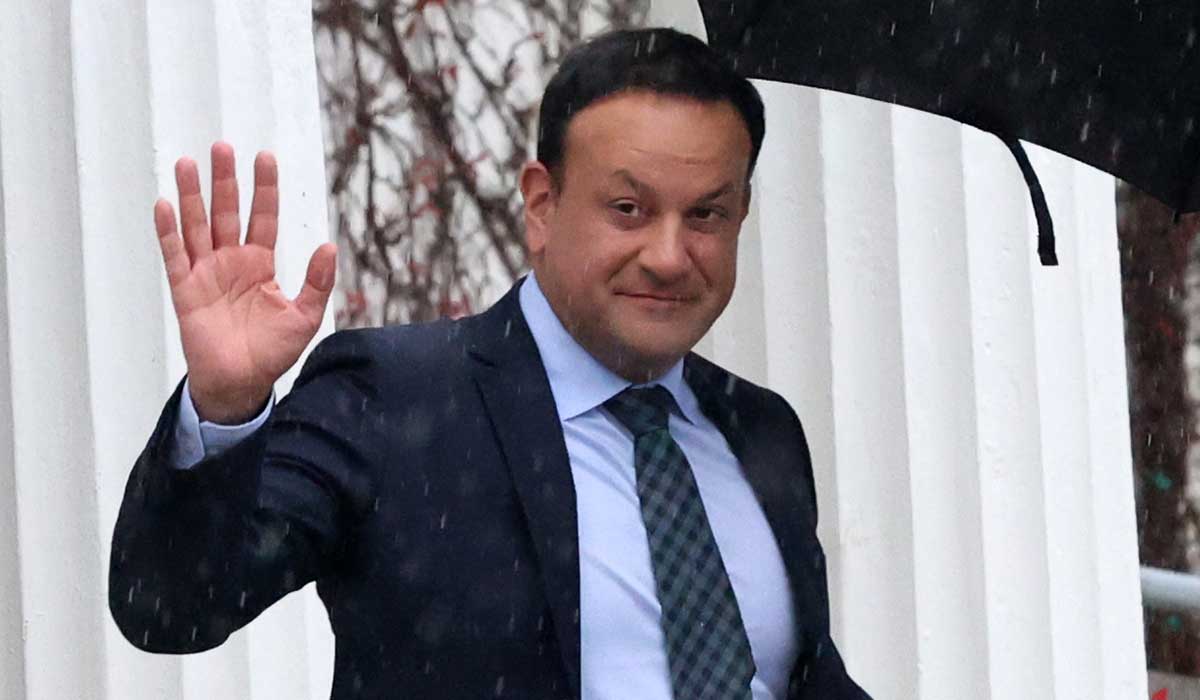 08/04/2024 Dublin Ireland. Former Fine Gael leader and Taoiseach Leo Varadkar waves goodbye while leaving Aras An Uachtarain after he resign his position. Photo: Sasko Lazarov/© RollingNews.ie
