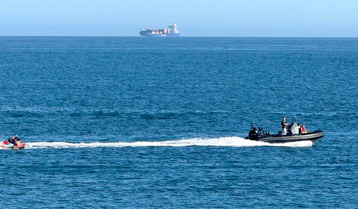 16/05/2025 People out enjoying the good weather at Vico Co Dublin this afternoon. Pic Stephen Collins/Collins Photos
