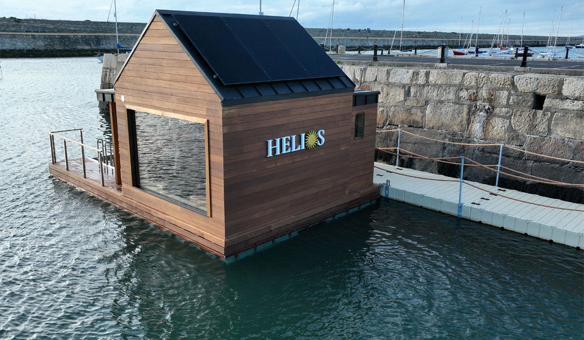 Floating Sauna. Pic: heliossauna.ie