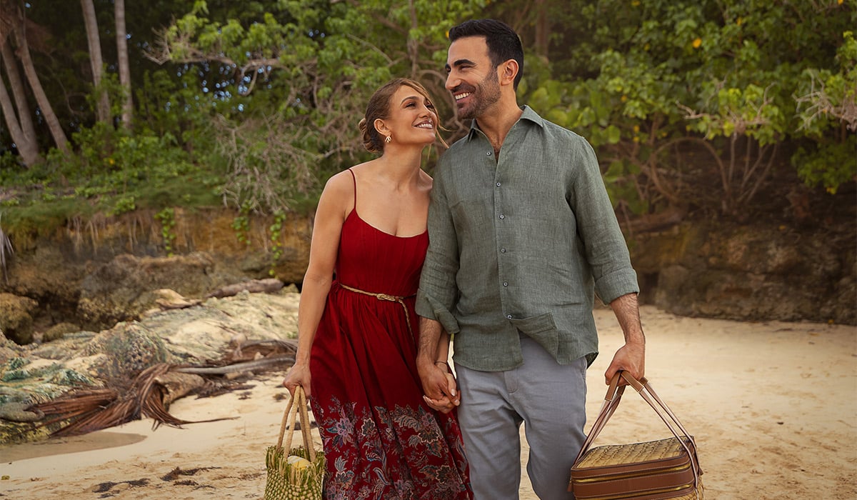 film Jennifer Lopez as Jackie Cruz and Brett Goldstein as Daniel Blanchflower in Office Romance. Pic: Netflix