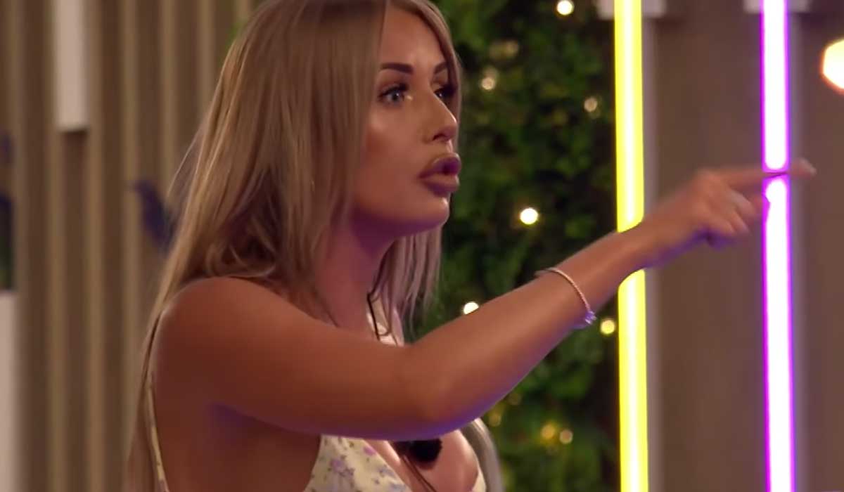 love island faye