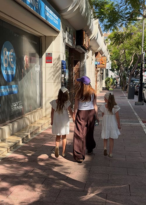 Aoibhín Garrihy enjoys first holiday with all four daughters. Pic: Aoibhín Garrihy Instagram