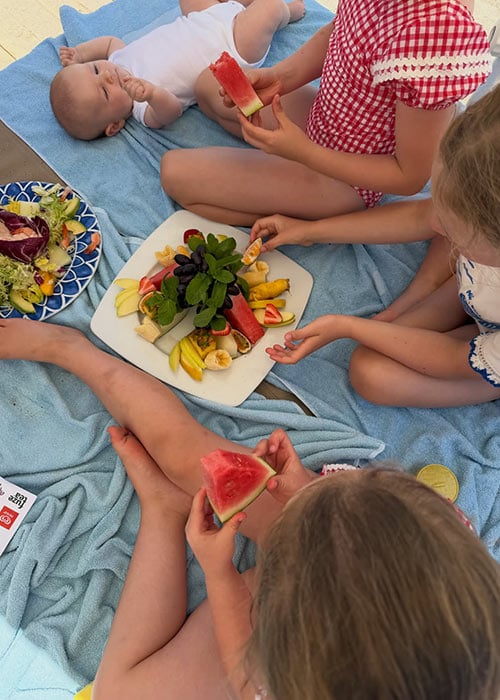 Aoibhín Garrihy enjoys first holiday with all four daughters. Pic: Aoibhín Garrihy Instagram