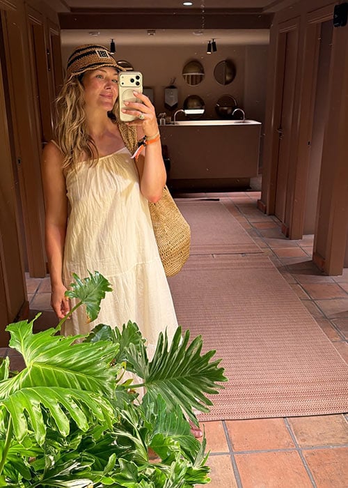 Aoibhín Garrihy enjoys first holiday with all four daughters. Pic: Aoibhín Garrihy Instagram