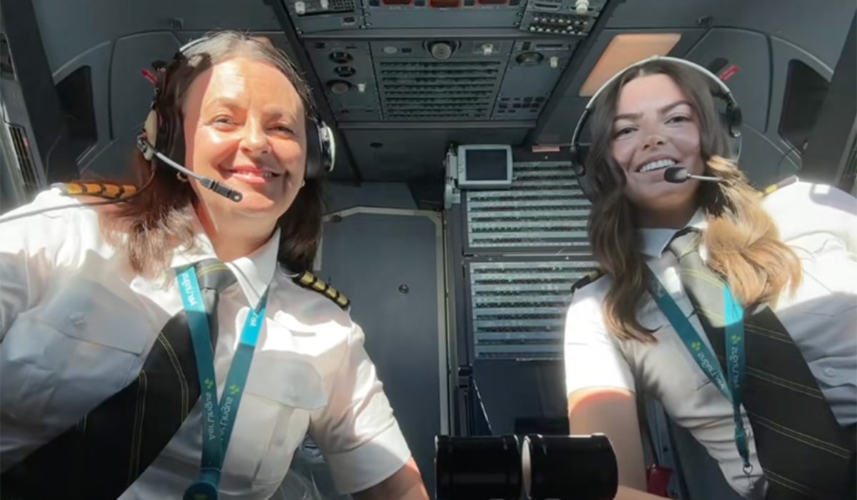 Mother and daughter Aer Lingus pilots Sonya Bissett and Lara Danaher. Pic: Lara Danaher / TikTok