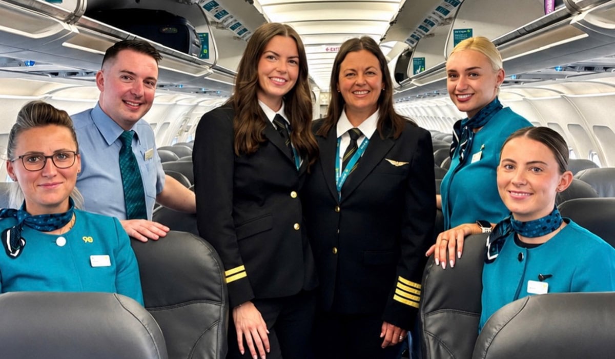 Mother and daughter Aer Lingus pilots Sonya and Lara. Pic: Aer Lingus / Instagram