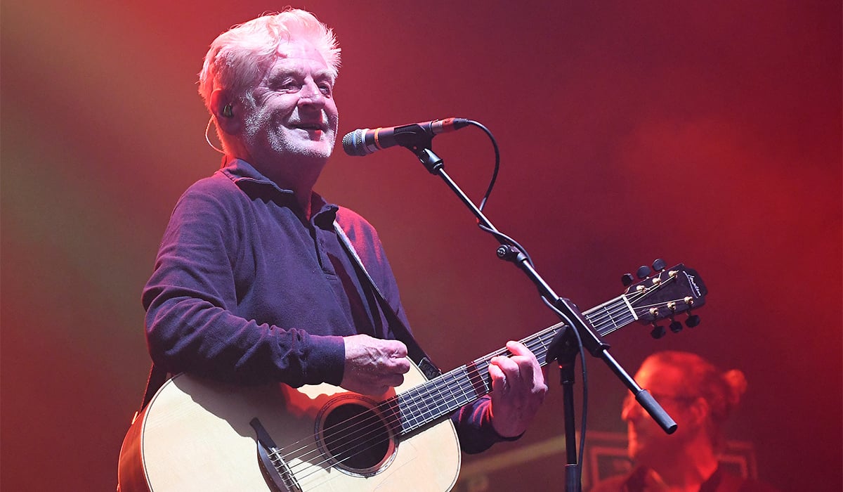Davy Carton of The Saw Doctors performs at Electric Picnic in Stradbally, Co Laois. Pic: GMCD