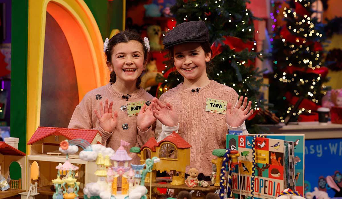 Aoife & Tara McCarthy (9) from Cork, Toy Demonstrator at The Late Late Toy Show 2025. Pic: Supplied