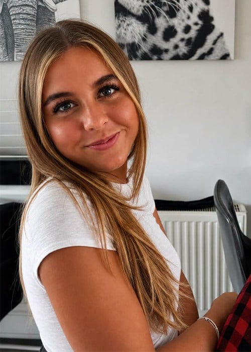 Hannah Large 2