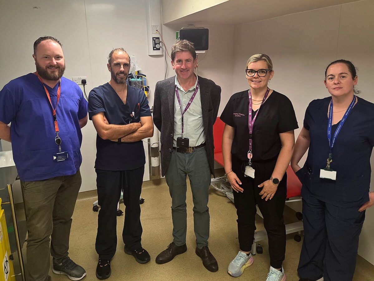 Accreditation award for UHW’s Emergency Department   - wlrfm