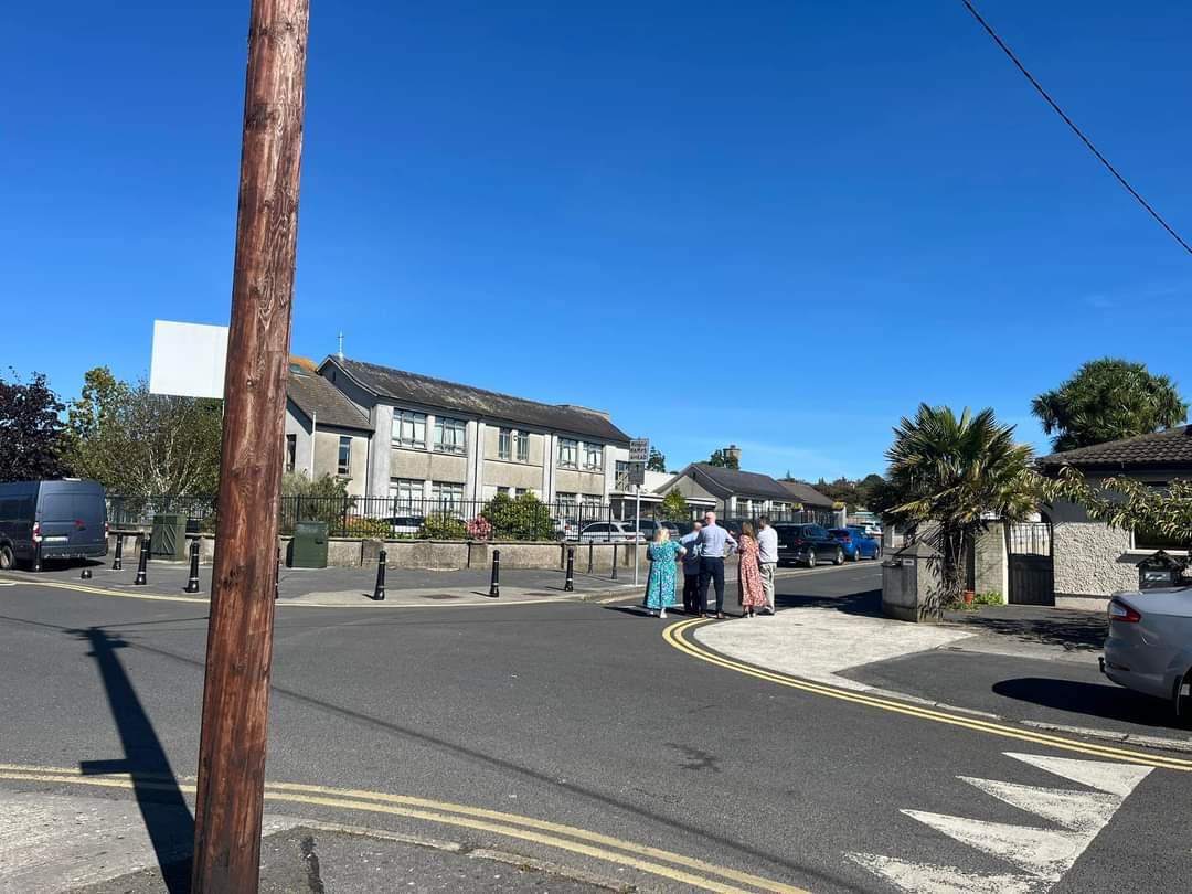 Scoil Lorcain school traffic