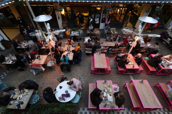 Parties up to 200 and live music outdoors under new hospitality guidelines